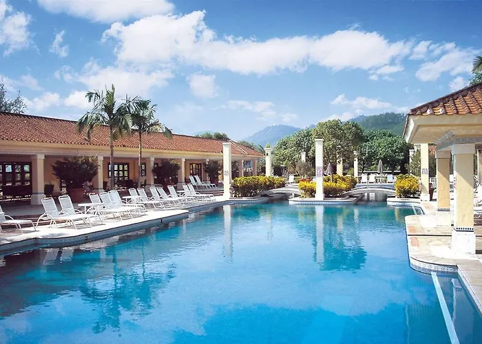 Resort Grand Coloane 5*